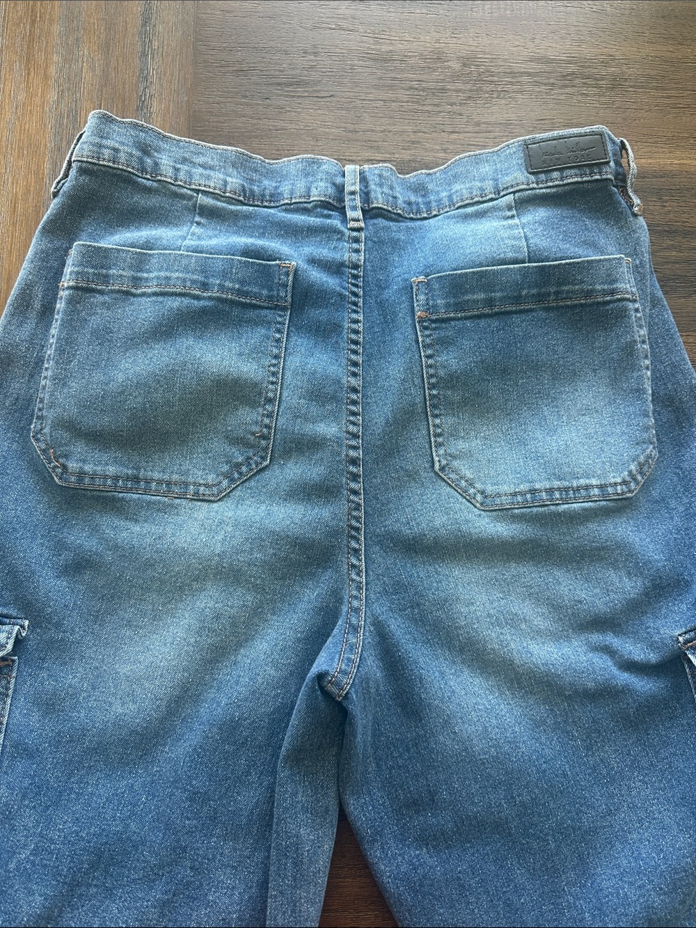 High Rise Cargo Jeans - Picture 4 of 7